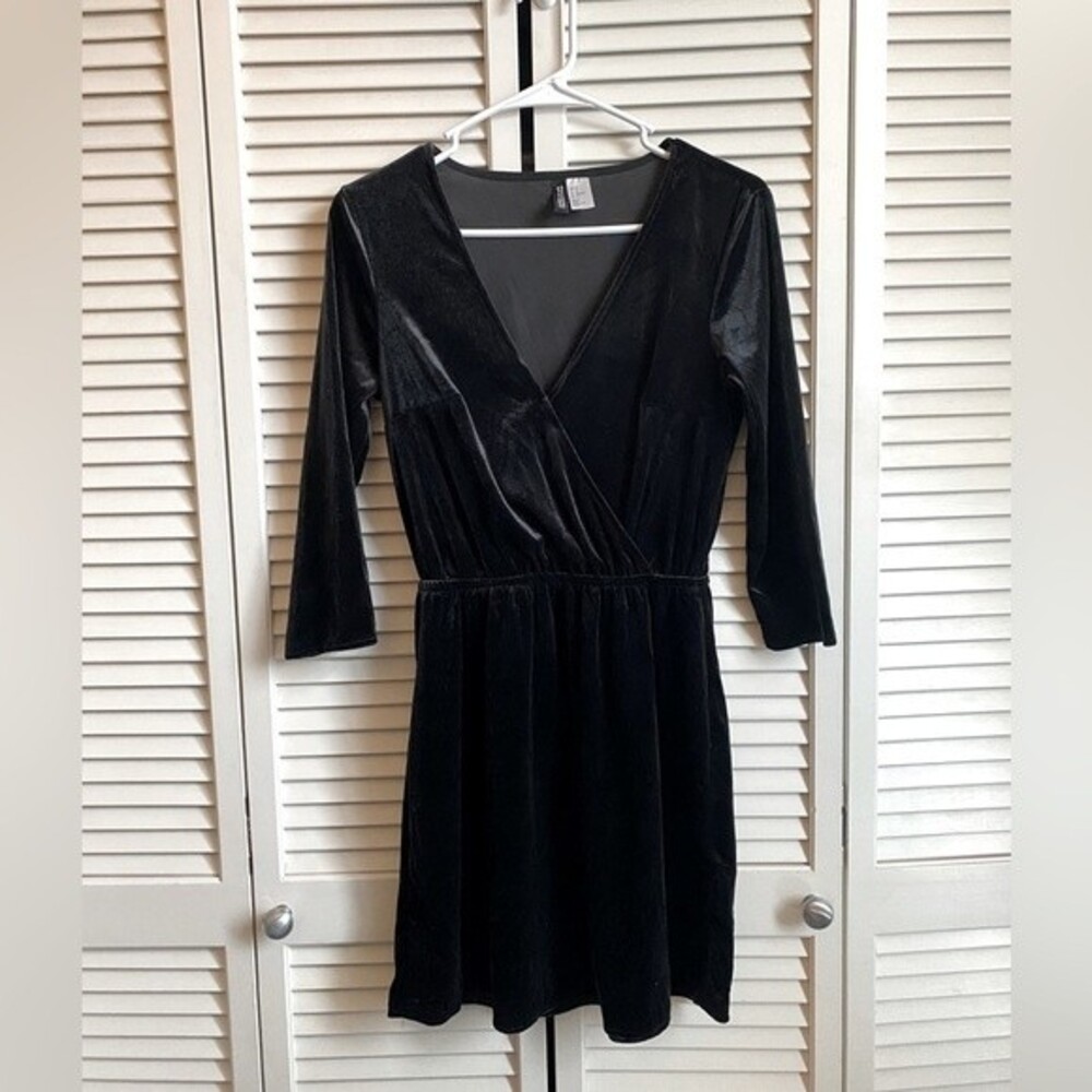Divided H&M Black Velour Mini Dress Faux Wrap Dress 4